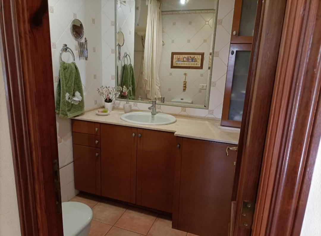 Apartamento En La Mejor Zona De Santa Cruz Apartment Luaran gambar